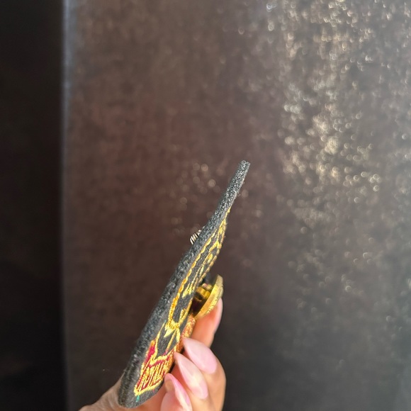 Crest Patch - Picture 4 of 5